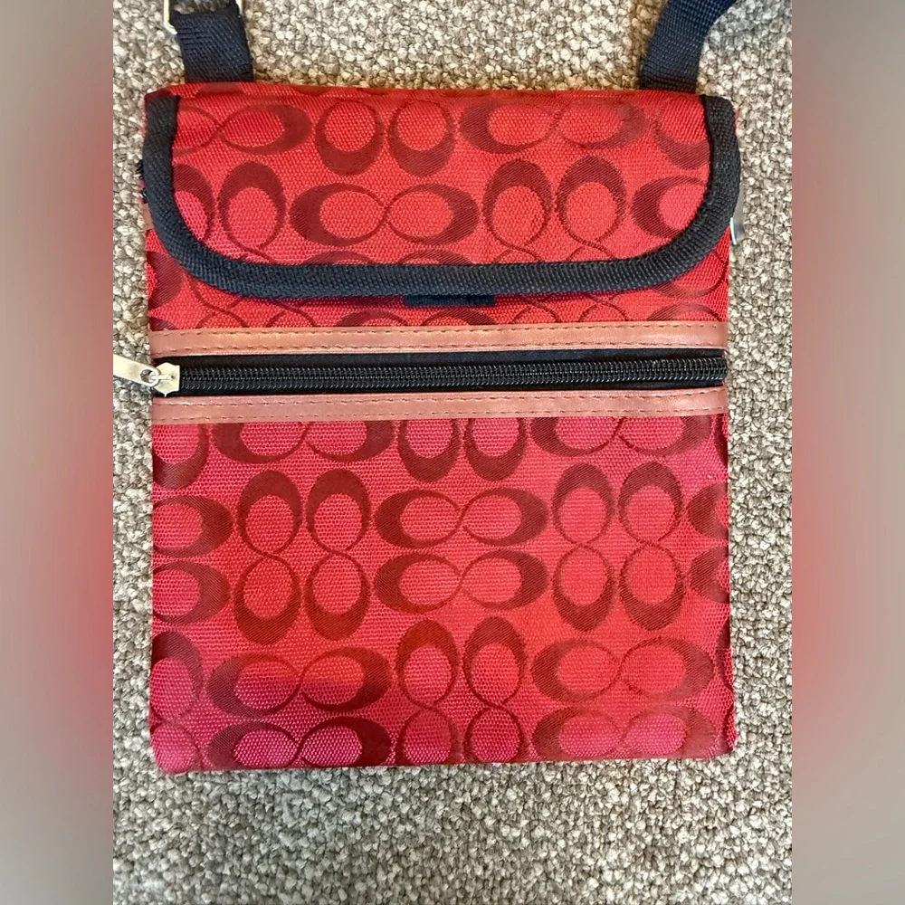 Vintage Coach Red and Black Crossbody Bag - Picture 9 of 11
